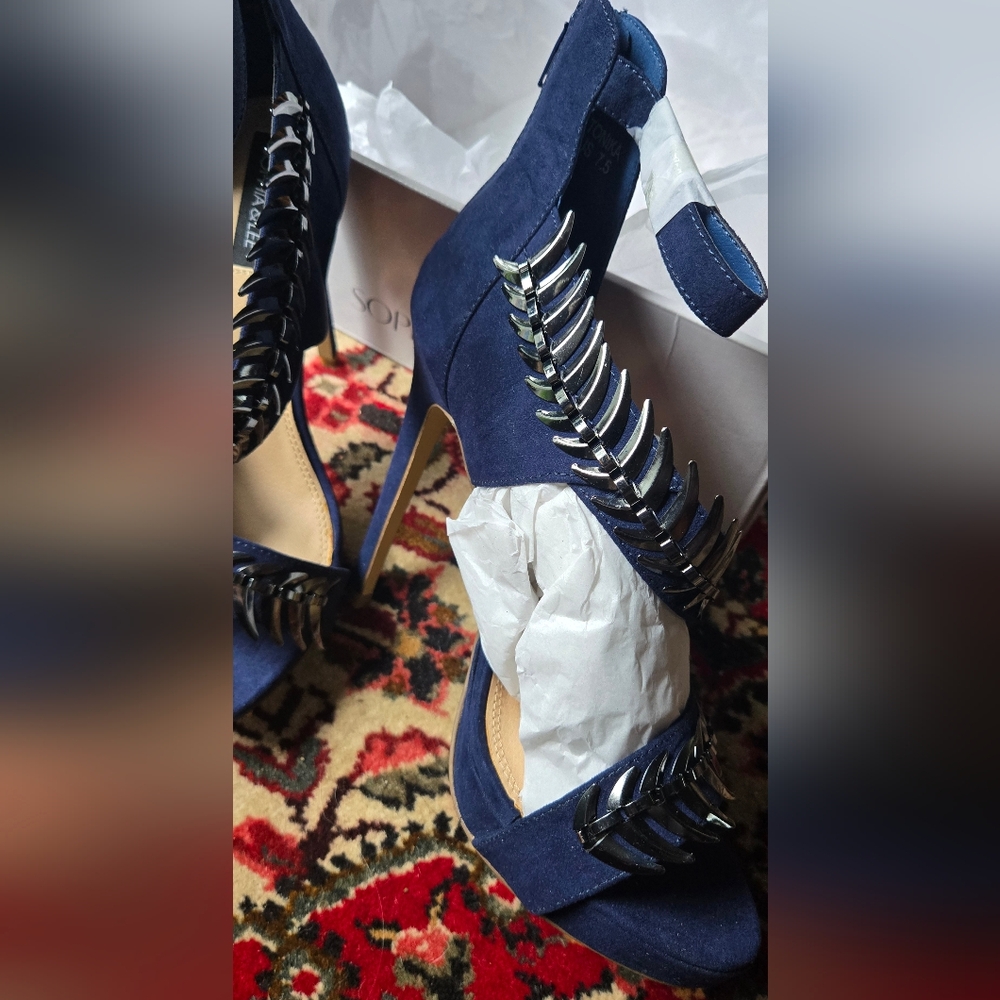 Sophia & Lee Navy Heels W/Silver Snake Jewel Detailing Sz7.5 STUNNING! NIB - Picture 12 of 16